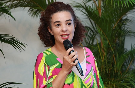 A gerente de programas do Instituto de Cidadania Empresarial (ICE) e da Coalizão pelo Impacto, Vivian Rubia, apresentou durante o lançamento a palestra “Ecossistema Nacional de Negócios de Impacto”